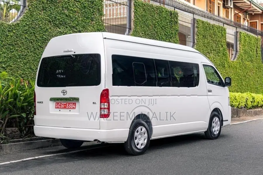 Toyota GDH Hiace 223 2026