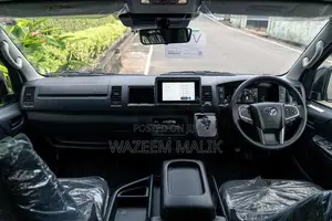 Toyota GDH Hiace 223 2026