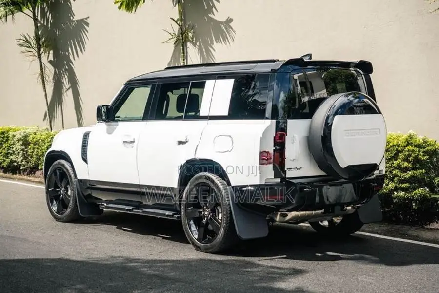 Land Rover Defender P400 Plugin Australi 2025