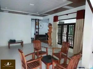 2 Story 8 Rooms Kurenegala Town Hotel for Rent