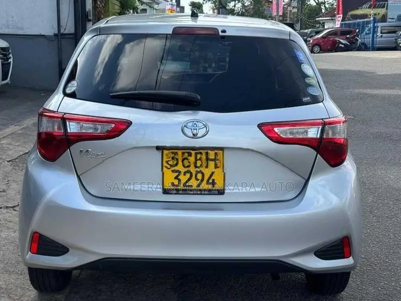 Toyota Vitz Safety Edition 1 2017