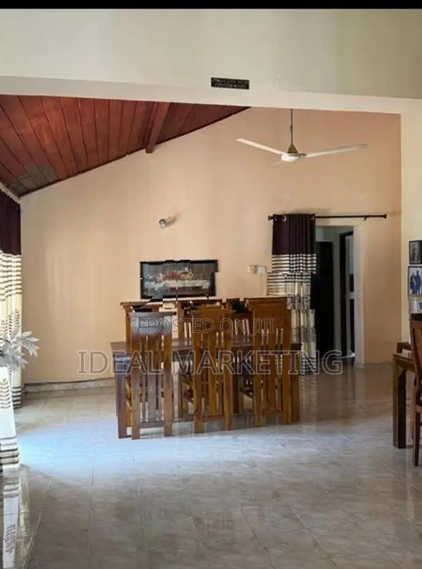 3 Bedroom House for Sale - Ja-Ela, Lake City (EM1126)