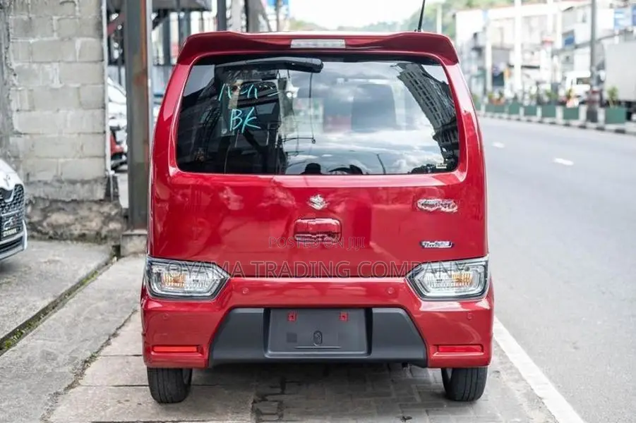 Suzuki Wagon R Custom ZX 2025