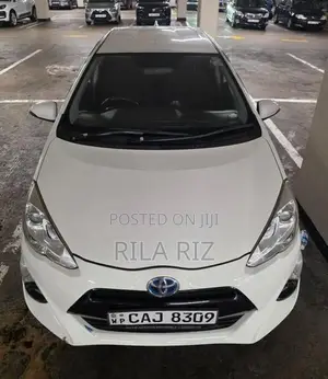 Toyota Aqua 2015