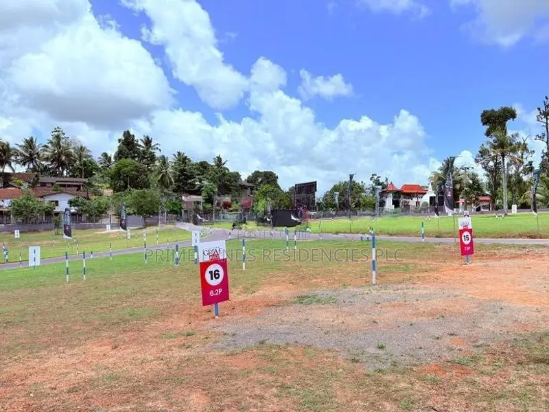 valuable Land for sale in Homagama Thalagala