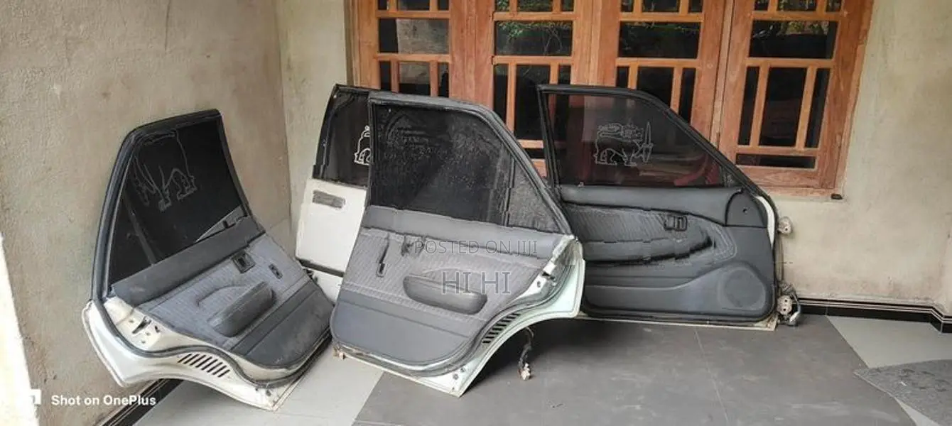 Carina 170 Doors
