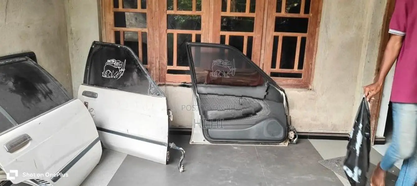 Carina 170 Doors
