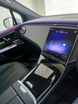 Mercedes Benz EQE 300 2024