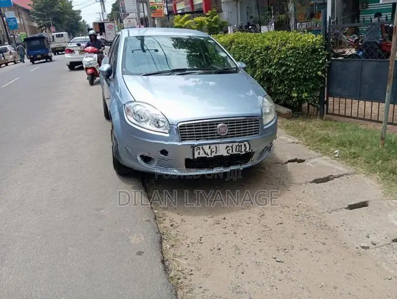 Fiat Linea 2011