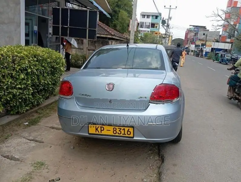 Fiat Linea 2011