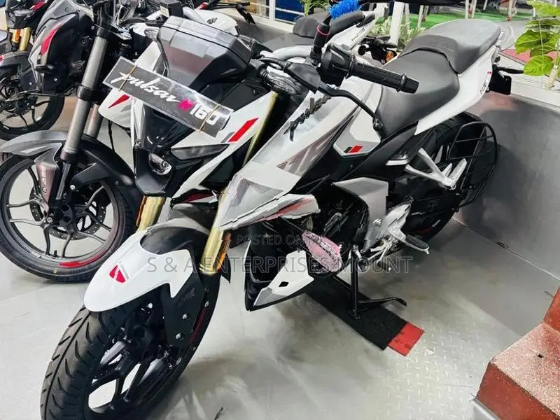 Bajaj Pulsar N160 Premium 2026