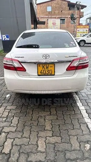 Toyota Premio G Superior 2013