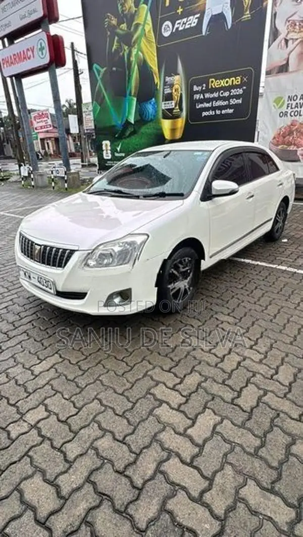 Toyota Premio G Superior 2013