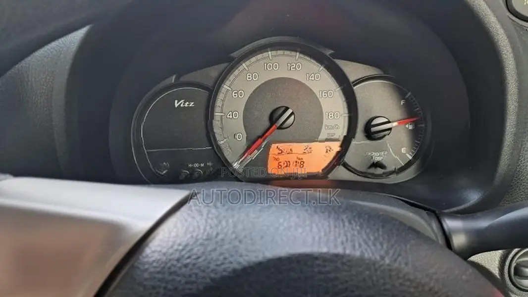 Toyota Vitz 2016