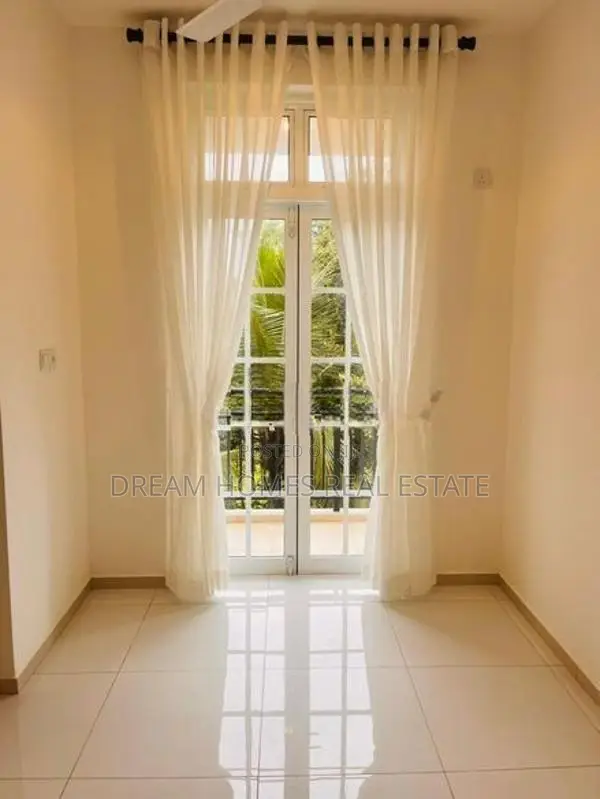 Modern 2BR Apartment for Sale – Yakkala