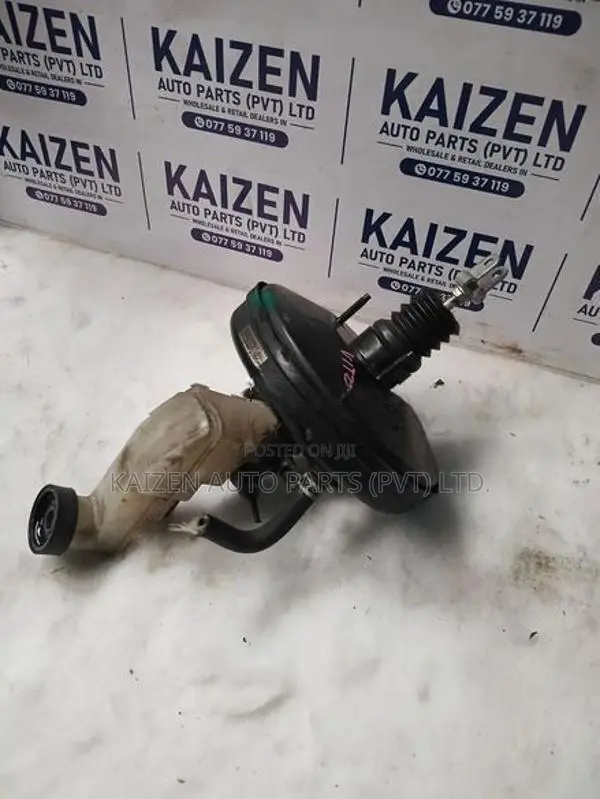 Toyota Vitz Brake Booster