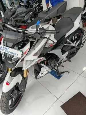 Bajaj Pulsar N160 Premium 2026