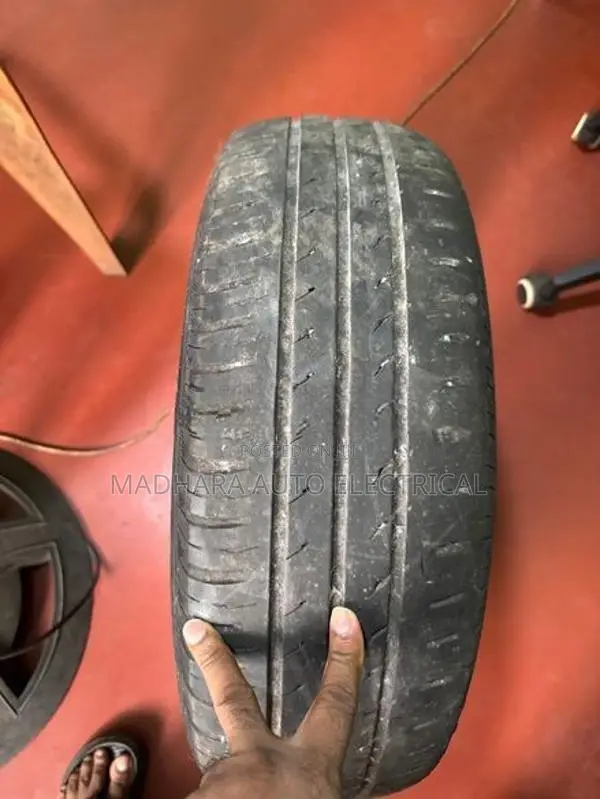 Toyota Axio Tires 185/65/15