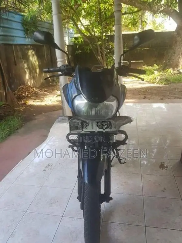 Bajaj Discover 2010
