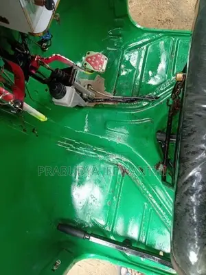 Bajaj RE 2002