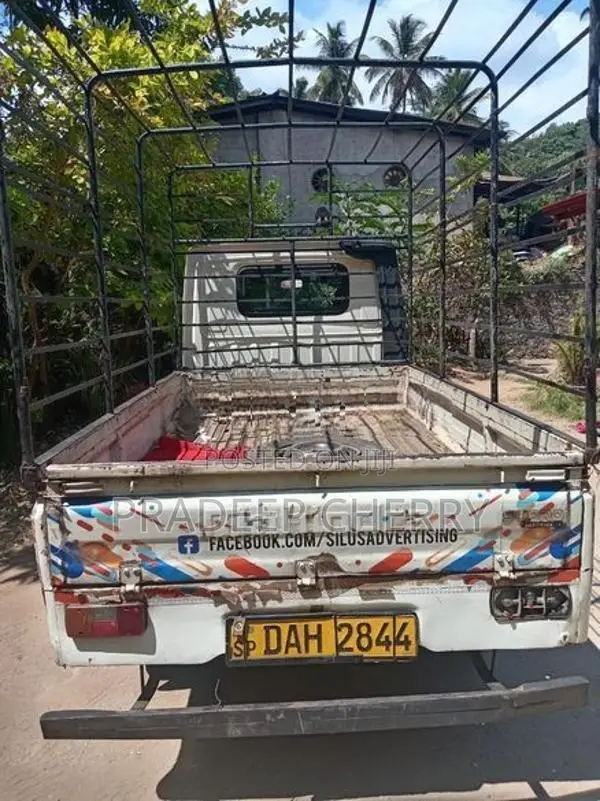 Mahindra Supro 2019