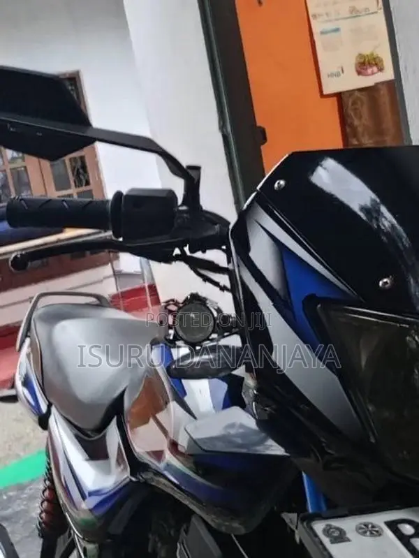 Bajaj CT100 2024