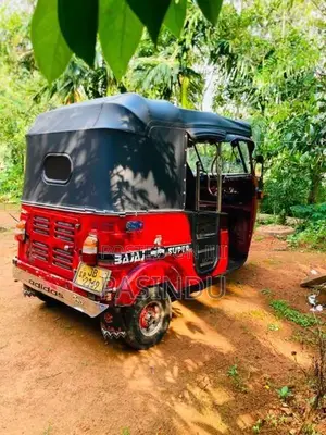 Bajaj RE 2004