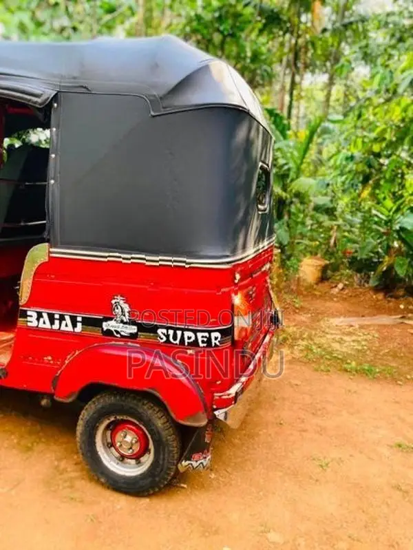 Bajaj RE 2004
