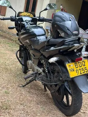 Bajaj Pulsar 150 2016