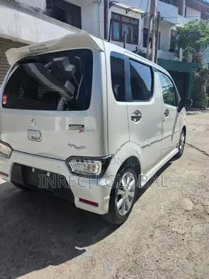 Suzuki Wagon R Custom Z 2025