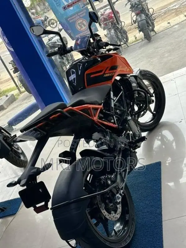 KTM Duke 160 2026