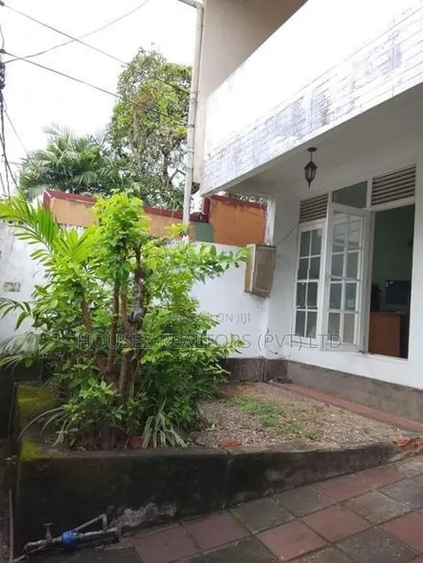 Land with House for Sale – Rajagiriya, Meda Welikada Road
