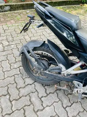 Bajaj Pulsar 150 2016