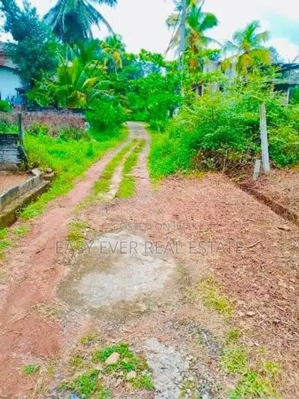 Land for Sale in Homagama