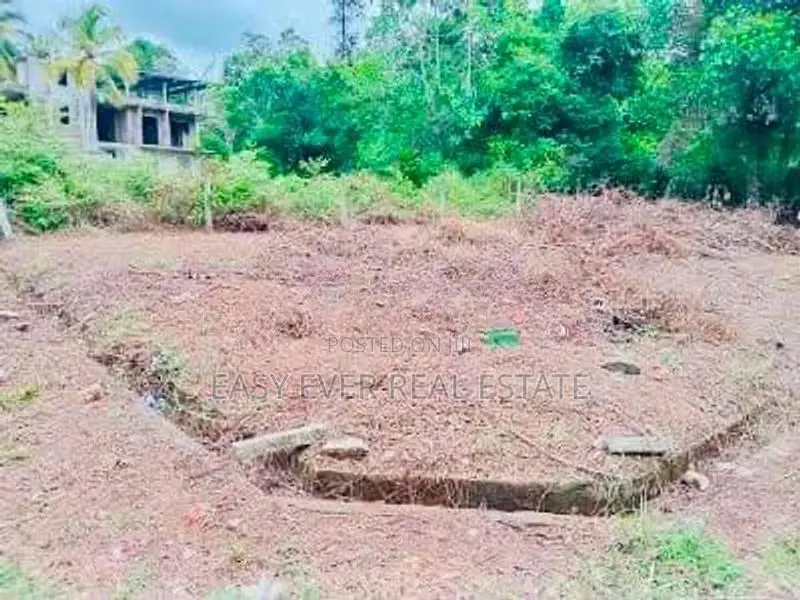 Land for Sale in Homagama