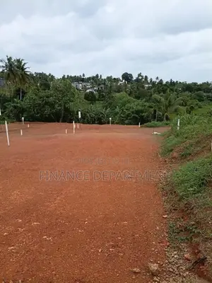 Super Luxury Land for Sale in Maththegoda Kirigampamunuwa