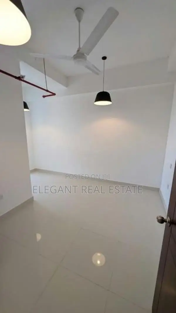 Cornwall - 03 Bedroom Apartment for Sale in Colombo 3 (A6660)