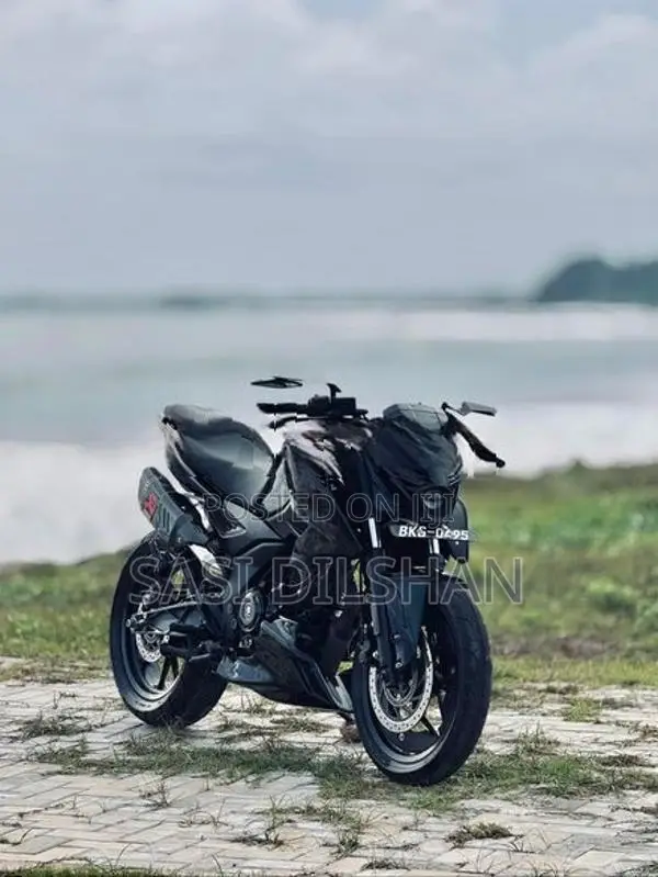 Bajaj Pulsar N160 2025