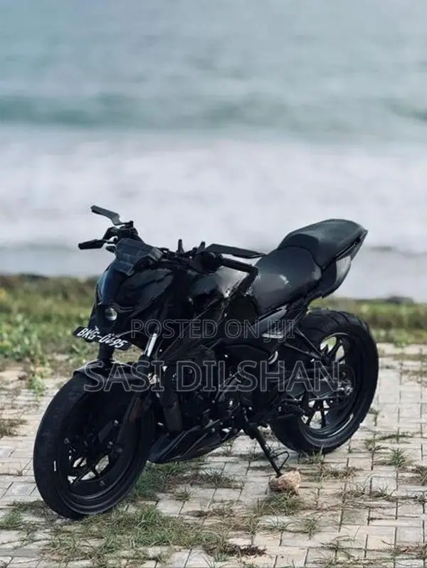 Bajaj Pulsar N160 2025