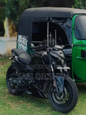 Bajaj Pulsar N160 2025