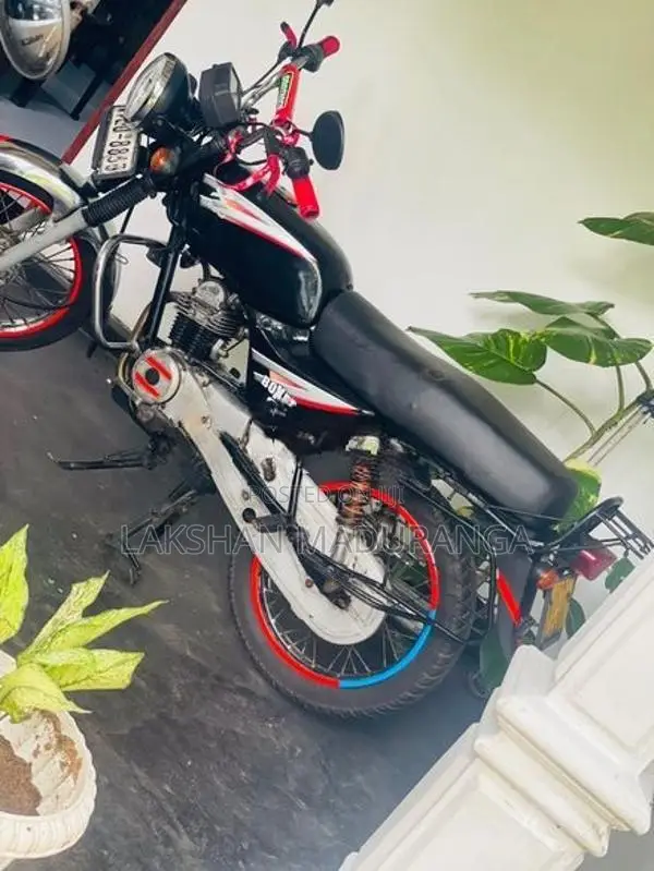 Bajaj Boxer S 2008