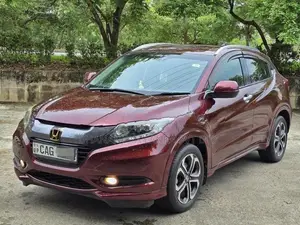Honda Vezel 2015