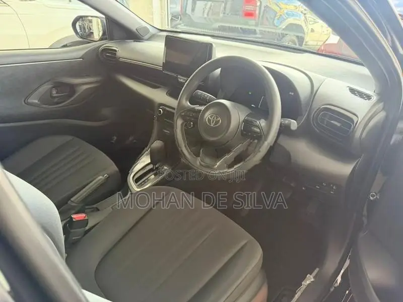 Toyota Yaris G LED 2026