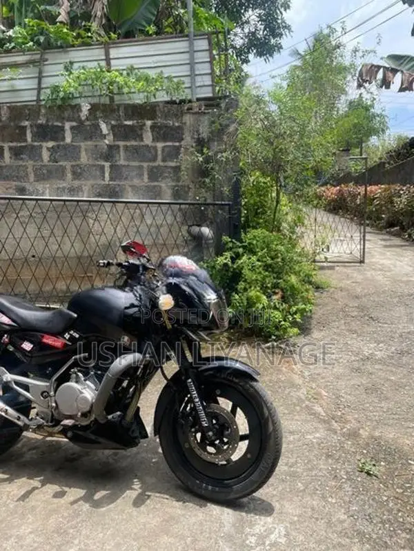 Bajaj Pulsar 180 2007