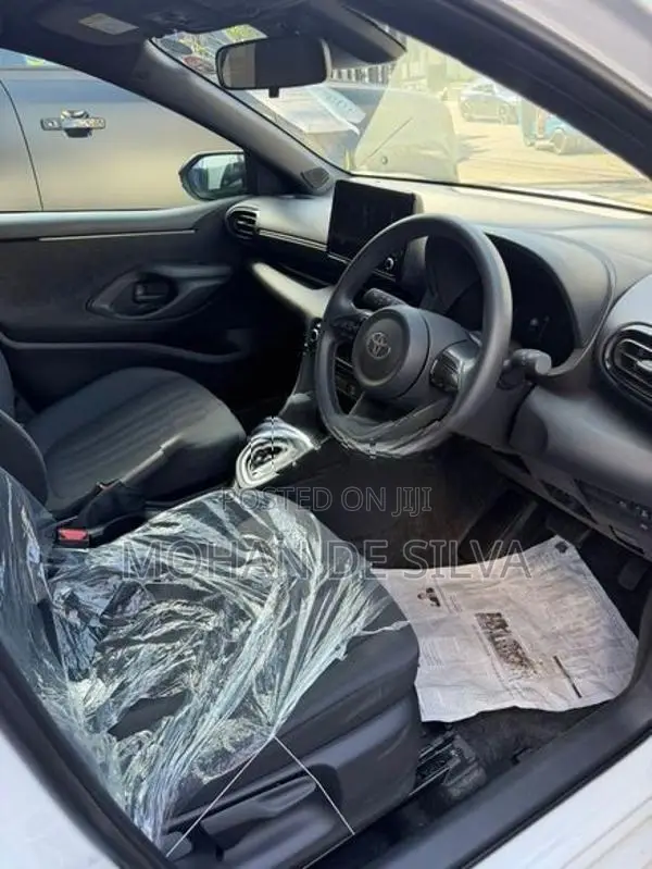 Toyota Yaris G LED 2026