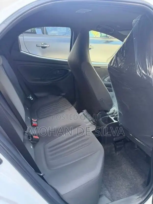 Toyota Yaris G LED 2026