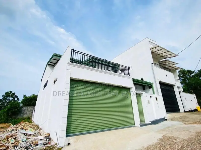 Modern 4BR House for Sale – Millennium City Athurugiriya