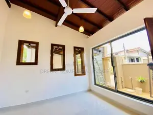 Modern 3-Bedroom House for Sale – Athurugiriya