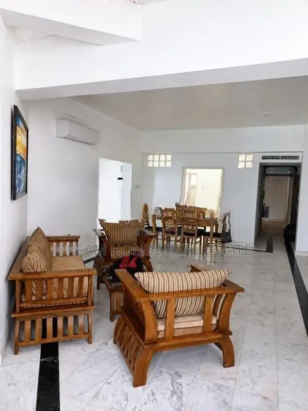 Apartment with Sea View – Global Towers Colombo 6