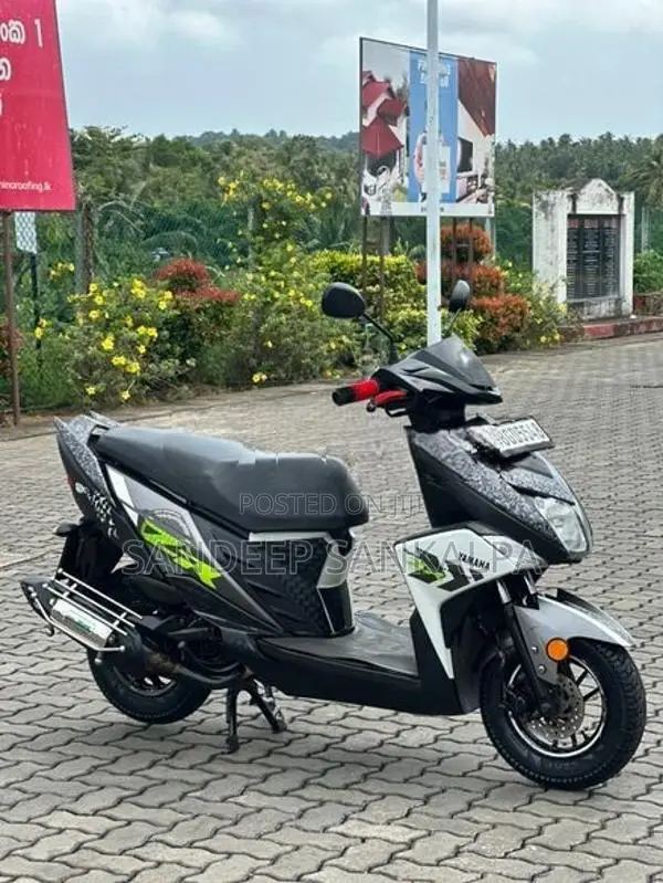 Yamaha Ray ZR 2018